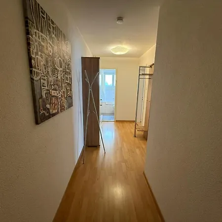 1br Flat In The Center - Crown 3 Apartment
